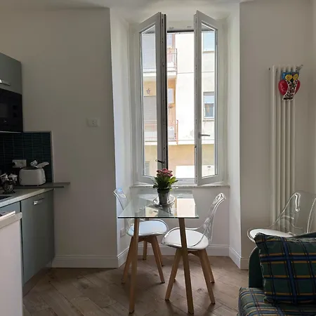 Apartment Rbr Relax Boutique - Adiacente Metropolitana Per Il Centro Di Rome