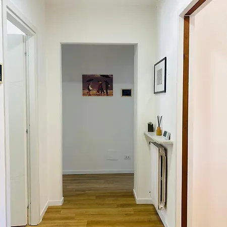 Domus 14 Apartment