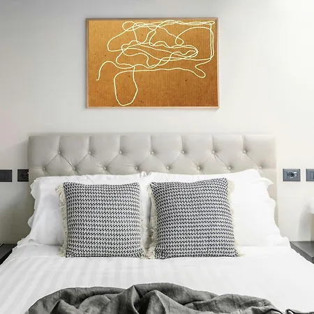 Sonder By Marriott Bonvoy Trastevere Piazza Trilussa Rom