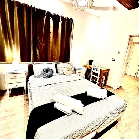 Apartmán Pantheon Luxury Historic Center *