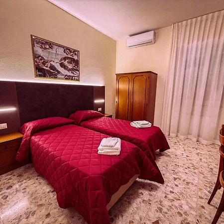 ホテル Due Leoni - Casa Per Turismo Cattolico ローマ