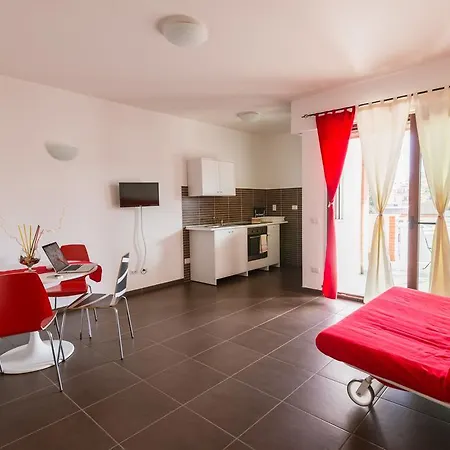 G&G Modern Apartments Aparthotel