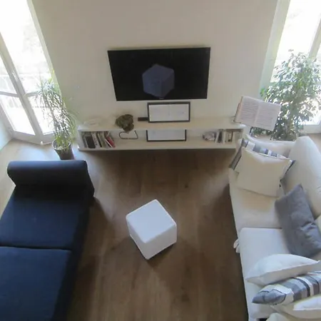 Over The Tiber Loft Rom