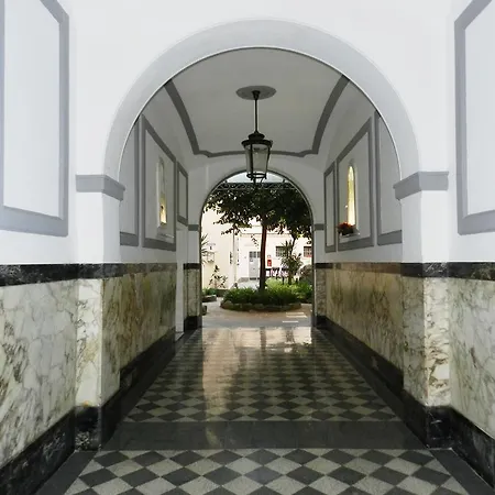 La Casa Dell'Artista Apartment *