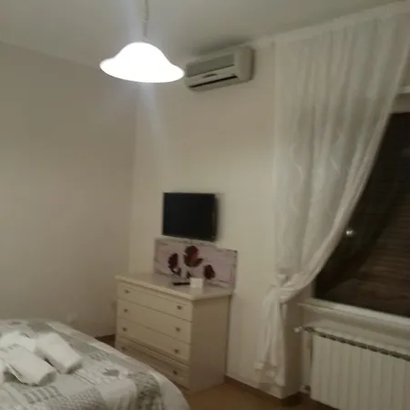 Sweet Apartment *