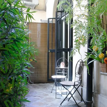 Basilio 55 3* Rome