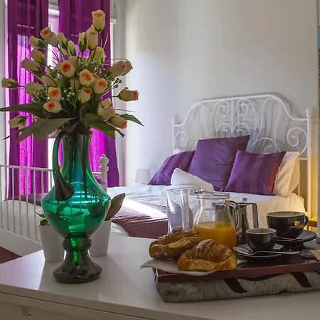 Un Attimo A Bed & Breakfast Rome
