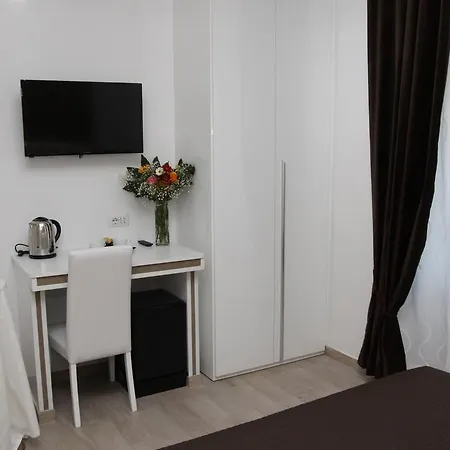 Interno 2 3* Rome
