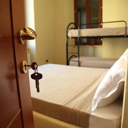 H&h Hotel *
