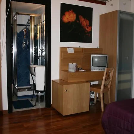 Bed & Breakfast La Chicca Rome