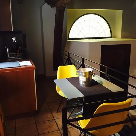 Apartment Home2rome - Trastevere *