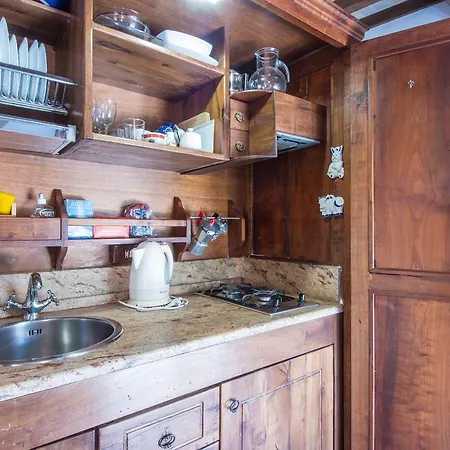 Rsh Spanish Steps Apartment