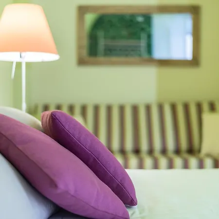 Apartment Wisteria Rome