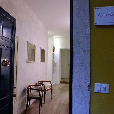 Zefiro Home Отель типа 