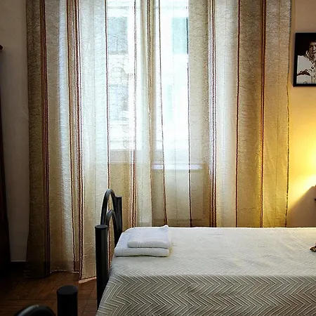 Bed Pegaso Bed & Breakfast Rome