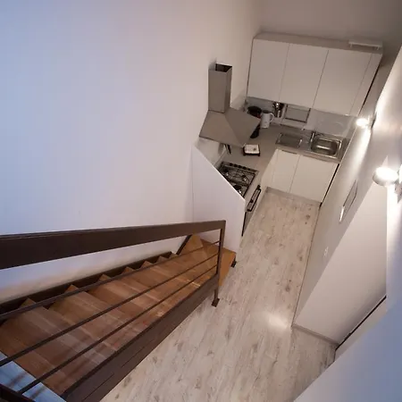 Inner House Apartment