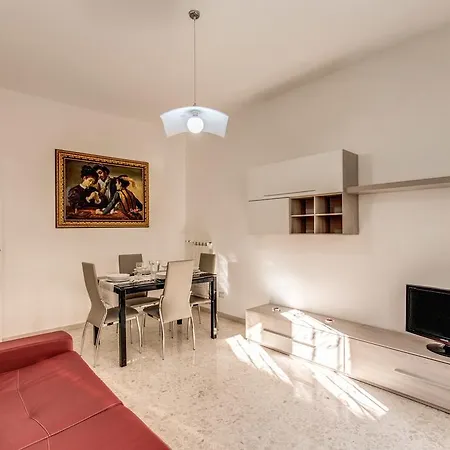Apartment Daisy Colosseo *