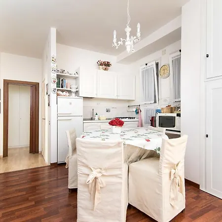 Le Rose Bed & Breakfast