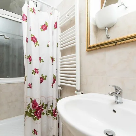 Le Rose Bed & Breakfast Rome