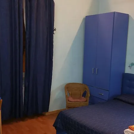 Walter Nocleg ze śniadaniem 3*