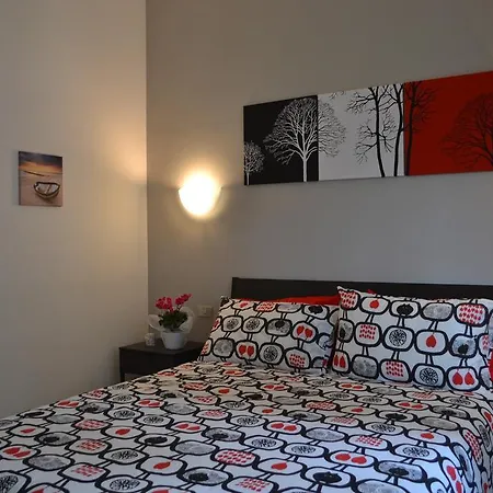 White & Grey House Apartamento Roma