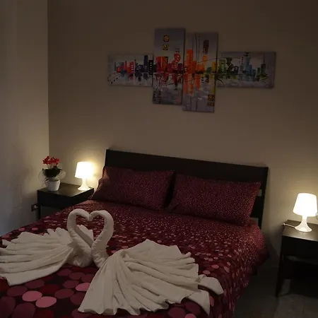 White & Grey House Apartamento