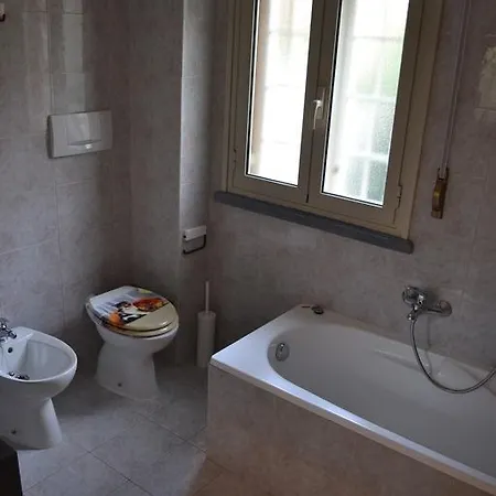 White & Grey House Apartamento Roma