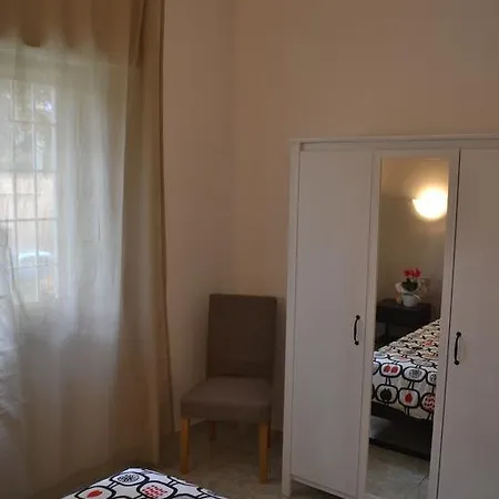 White & Grey House Apartamento Roma