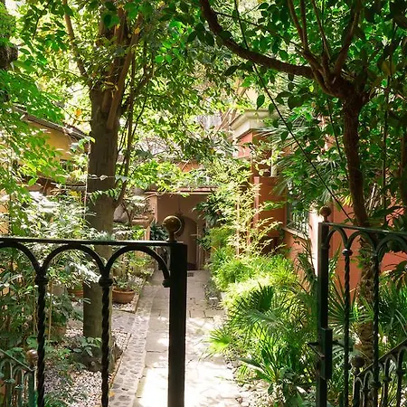 Margutta's Garden Bed & Breakfast Rome