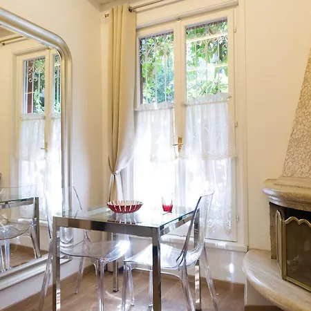 Margutta's Garden Bed & Breakfast Rome