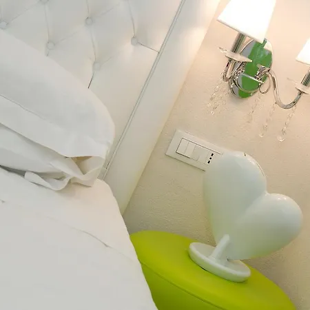 Domus Spagna Condotti Imperial Guest house Rome