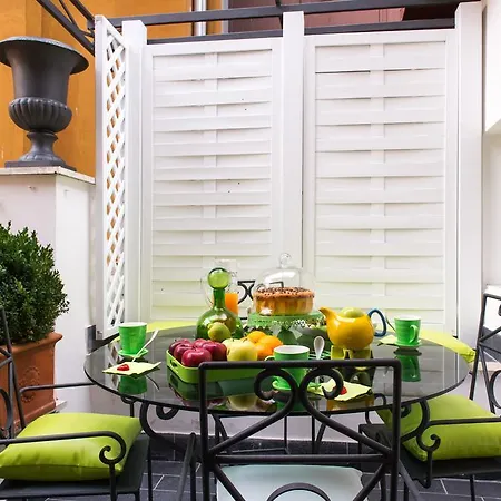 Guest house Domus Spagna Condotti Imperial Rome
