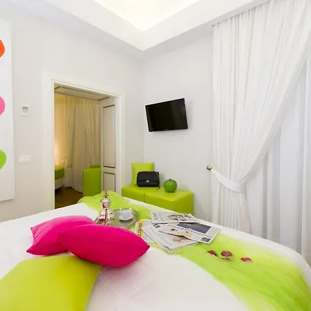 Domus Spagna Condotti Imperial 5*