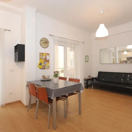 Διαμέρισμα Holiday Home Roma Ρώμη