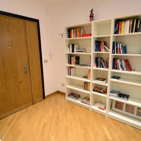 We Love It Apartment