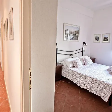 Bed & Breakfast Al Centro Di 3*