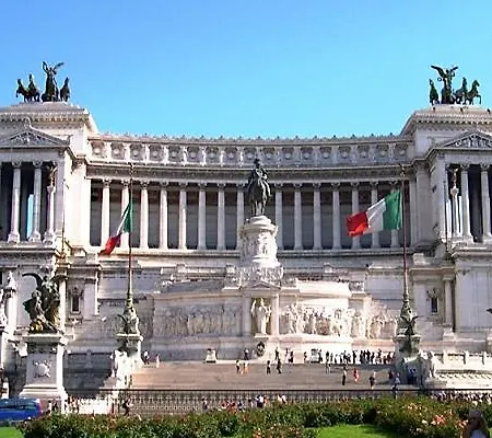 Apartment House&colosseum