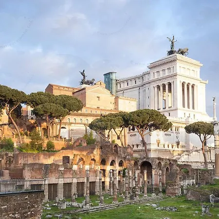 House&colosseum Rome