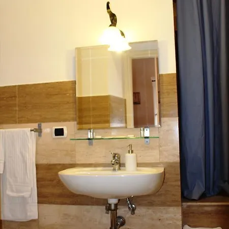 Hella Ibernesi 23 Fori Imperiali Inn, New Gestion! Appartamento Roma