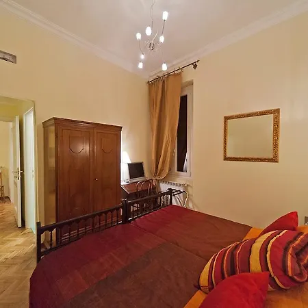 Gloria'S House In Rome Bed & Breakfast 2*