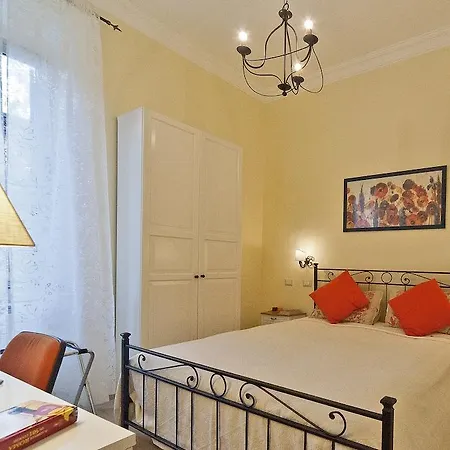Bed & Breakfast Gloria'S House In Rome Rome