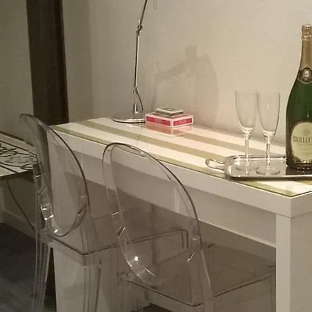 Il Cavaliere Alojamento de Acomodação e Pequeno-almoço Roma