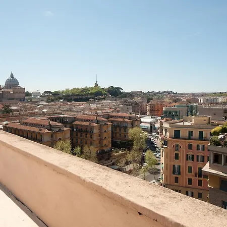 Apartment Terrazza San Pietro *