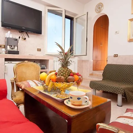 Terrazza San Pietro Apartment