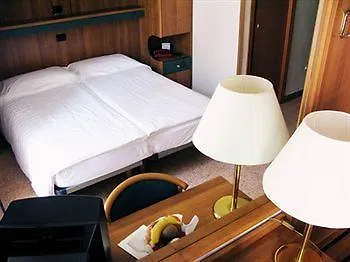 Hotel The Yellow - Rome