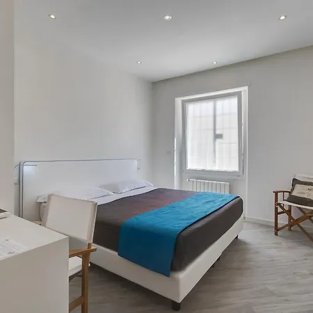 Bed & Breakfast Piccolotel 2*