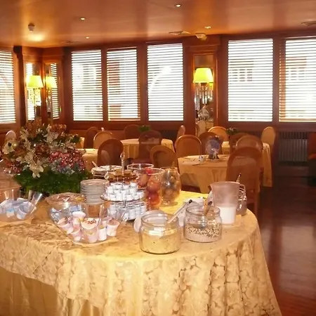 Hotel Polo 4*