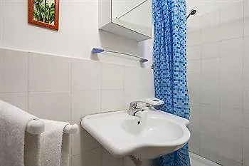 Cicero Center Guest house