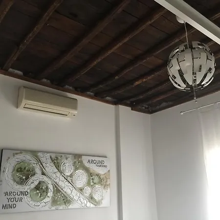 Apartment White Ostilia