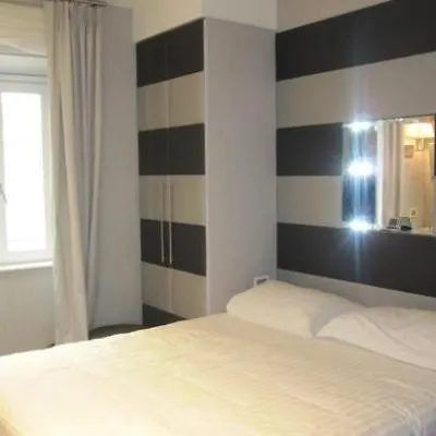 Mancino 12 Otel